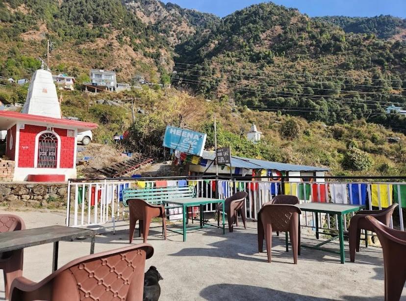 Jagatram Niwas Guesthouse Dharamkot Dharamshala Bagian luar foto